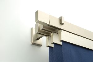 Tripla tartó alu-szatén